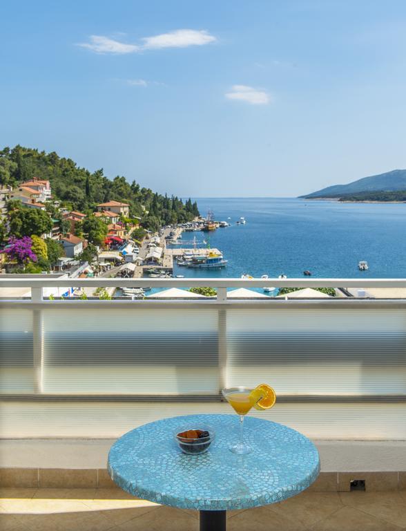 Hotel Amfora Рабац Экстерьер фото