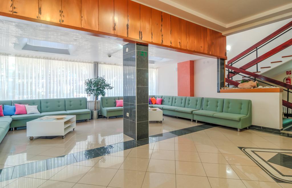 Hotel Amfora Рабац Экстерьер фото
